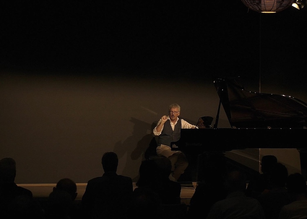 Keynote - Sandphonie - Soloporgramm für Kleintheater, Privatanlässe,  Firmenanlässe, Referat zu Musik - Keynote Speaker